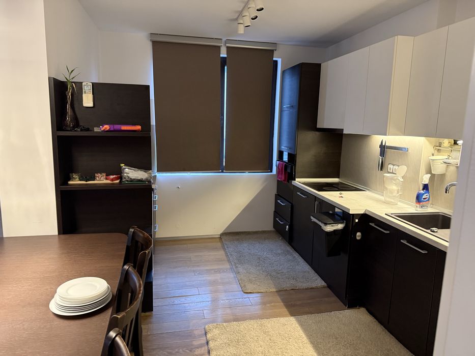 Дава се под наем Тристаен апартамент в София, Полигона - 117 кв.м за 1020 € - Снимка #4