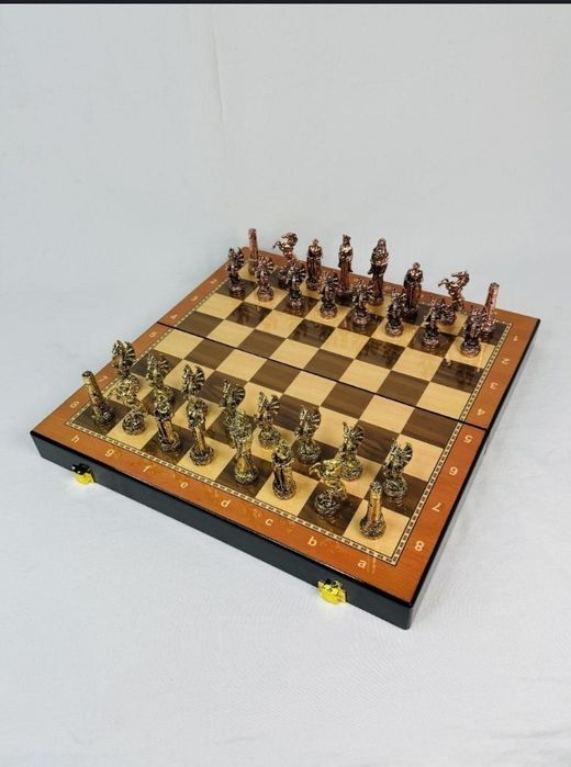 SHAXMAT 
6680A
39×39×7sm
SKIDKA:40$
Made in china

Настольная игра Roy