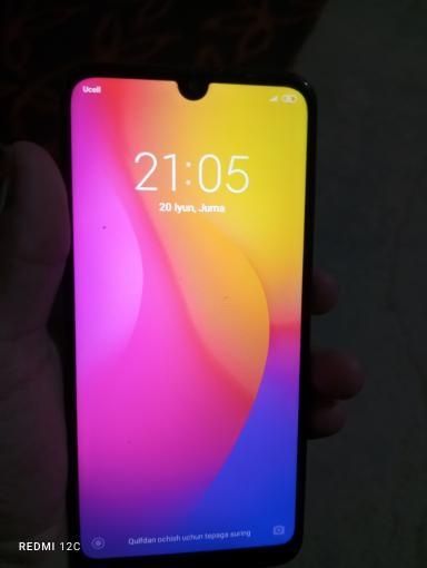 Redmi 7 sotiladi srochno