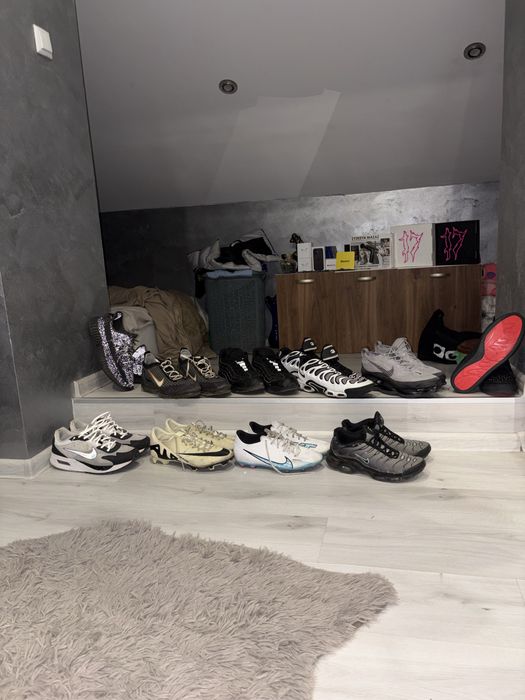 Продават се обувки на Nike