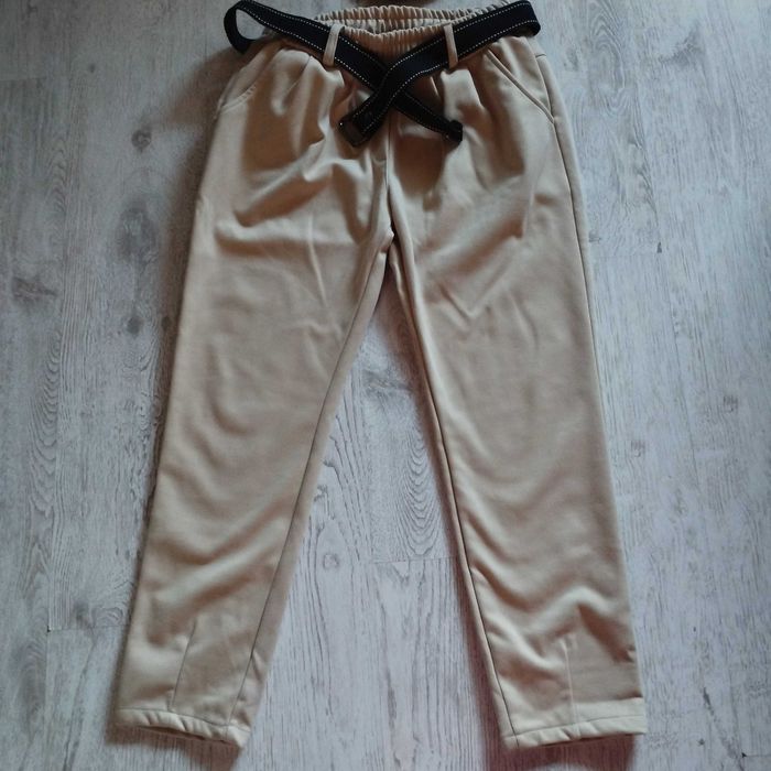 Комплект грейка, панталон и пуловер