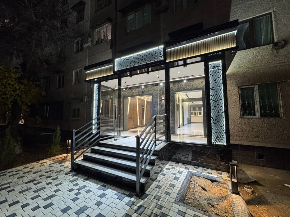 Чорсу 90м2 Нежилое / Самарканд дарвоза продам офис