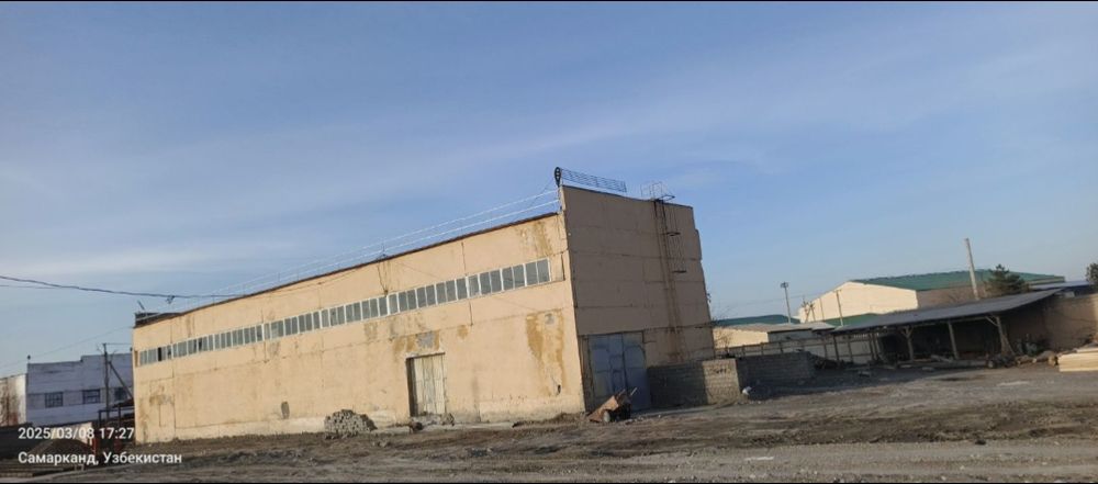 SROCHNA Sex sotiladi, sex tayyor ichida 5 tonn kranlar ishlab turibdi.