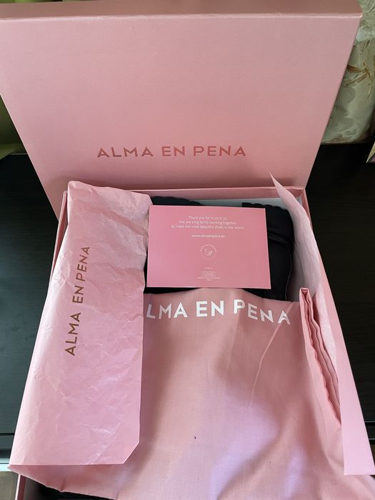 Ghete de piele Alma en Pena