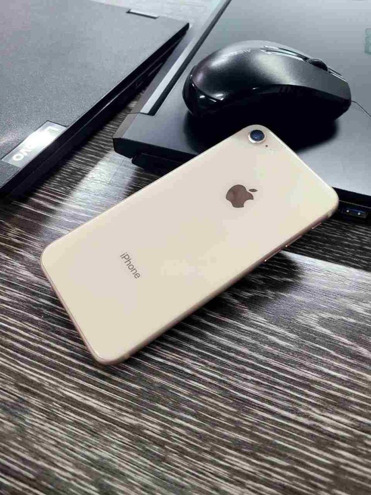Iphone 8 Andijonda