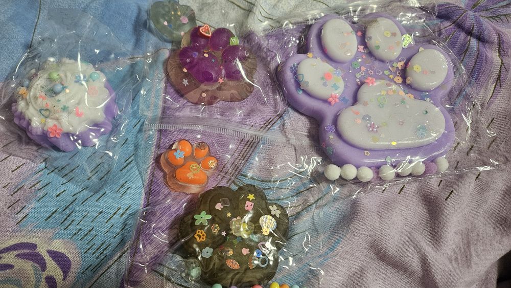 Лапи      котешки