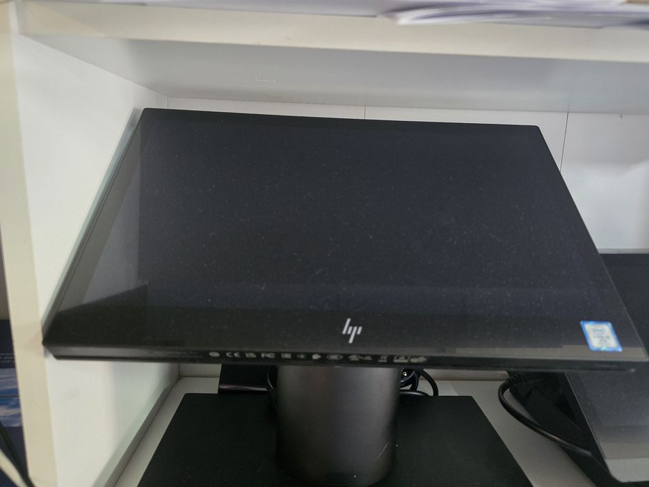 POS all in one hp engage one 14 inch i5