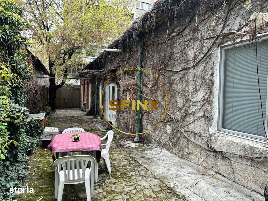 Casa cu teren 320 mp zona Dacia - Grivita ultracentral