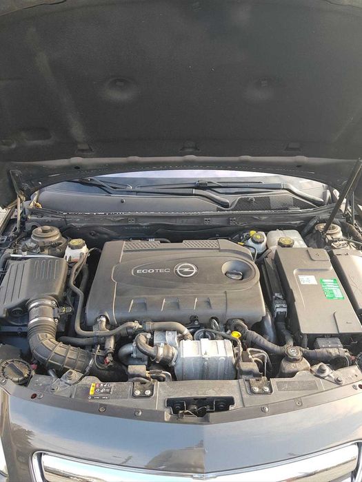 Opel Insignia 2.0 BiTurbo 4x4 195cp