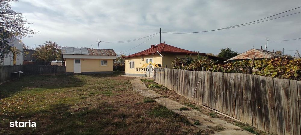 Casa + Teren 2600 Mp - Curtesti