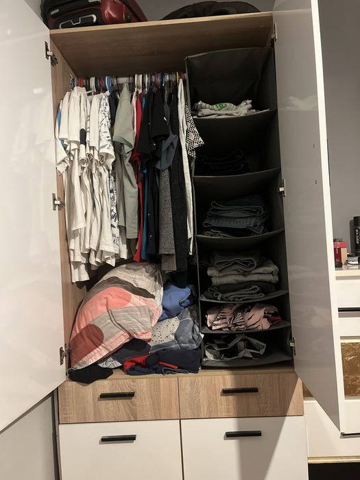 Двукрил гардероб