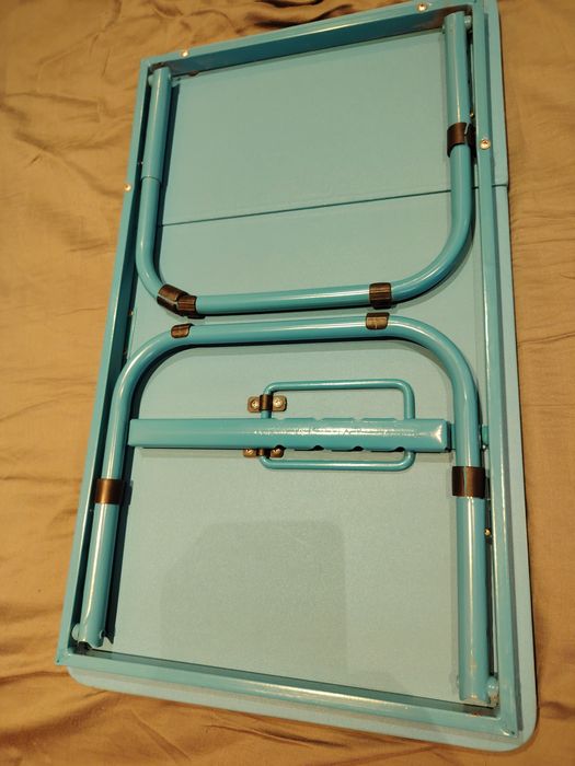 Masa pliabila pentru laptop!