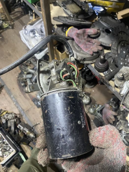 Volvo s90 моторчик дворника