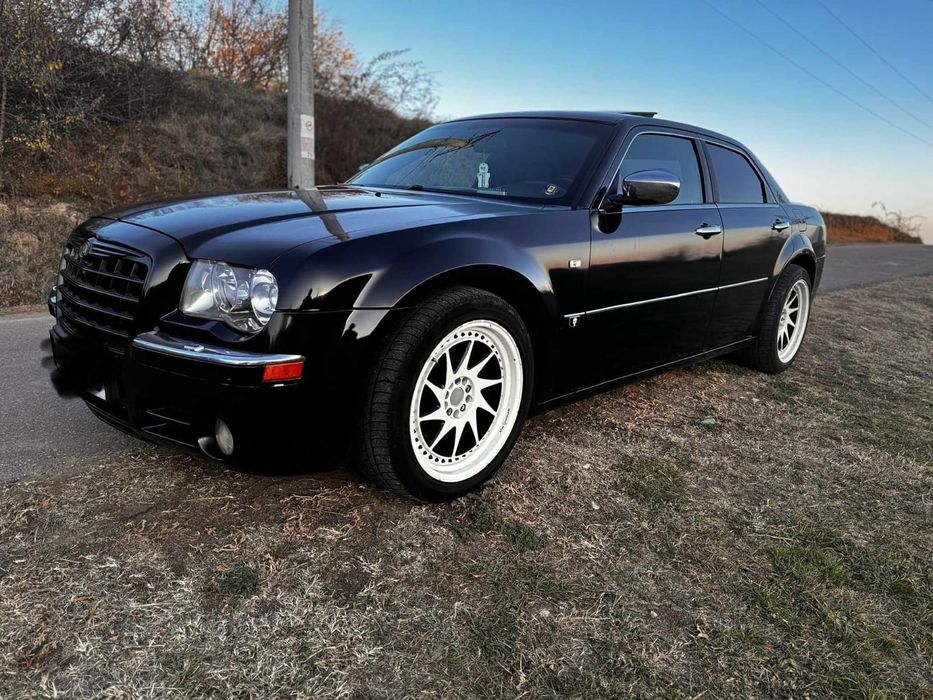 Vând Chrysler 300C