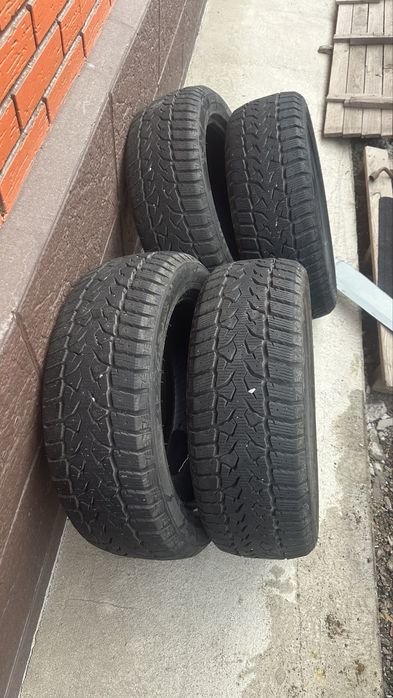 Aplus 205/55/17 почти новые