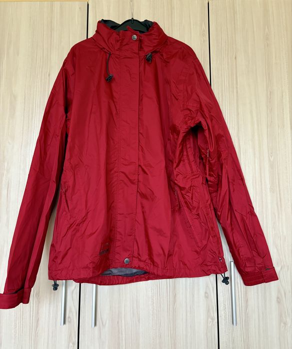 Дамско яке за преходи Basecamp