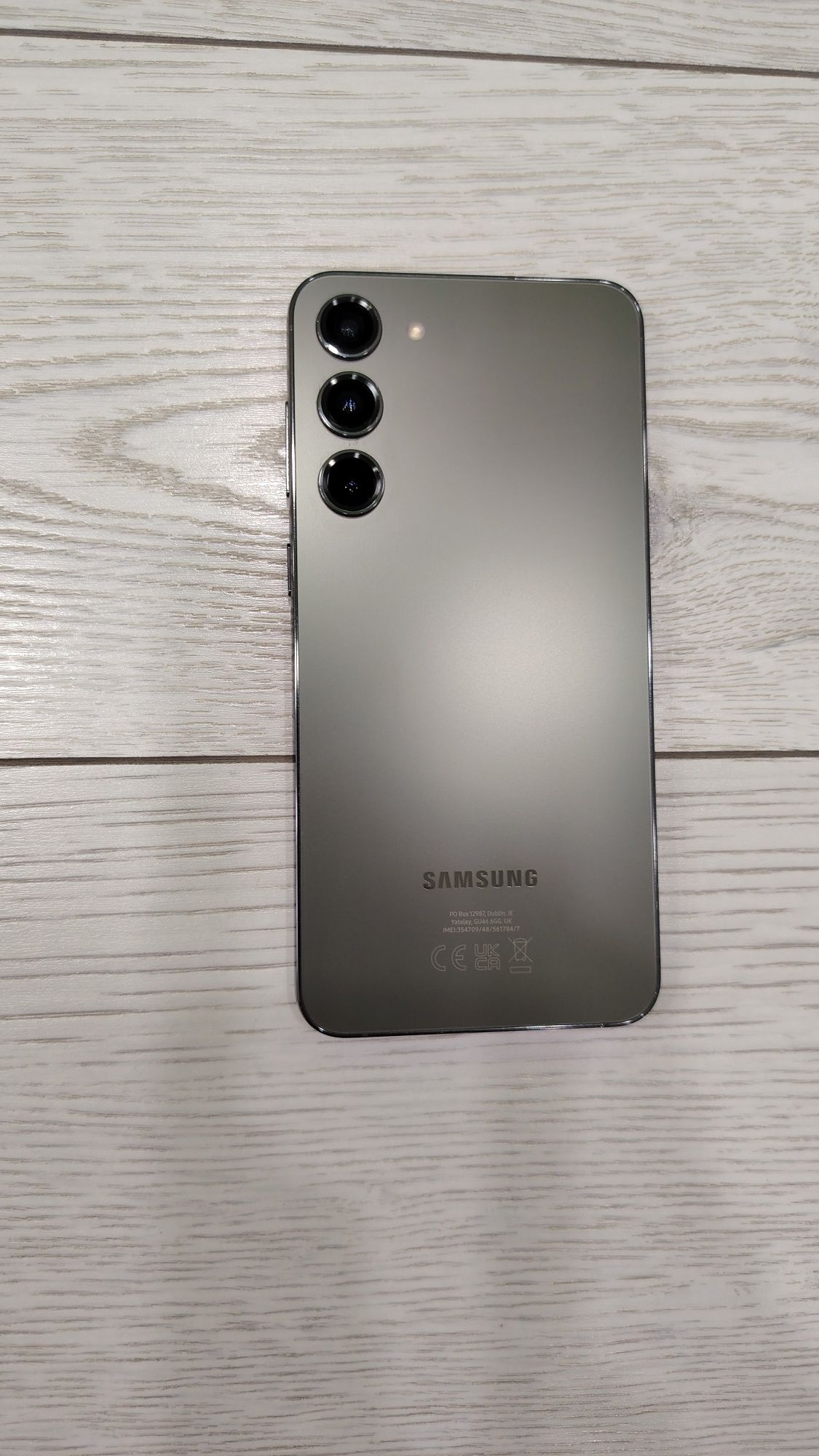 Samsung S23+ в гаранция към Йетел