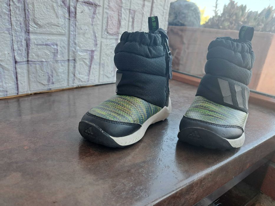 детски ботуши,зимни обувки,боти,апрески,Adidas номер23,5 за момче,адид