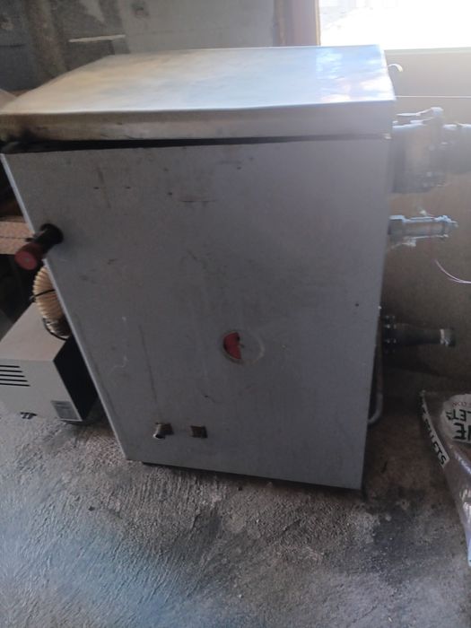 Котел за парно с горелка