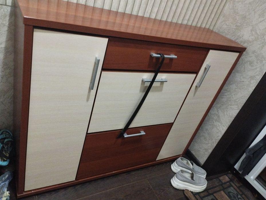 Продам обувницуб/у