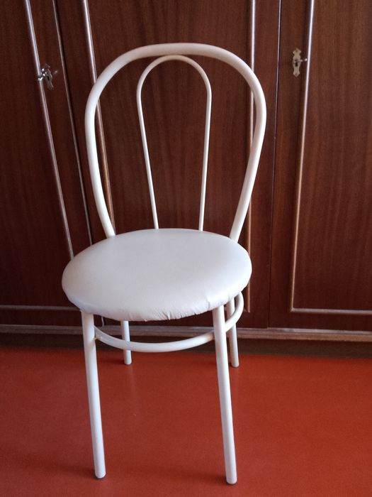 Продам стулья для кухни 3 шт.