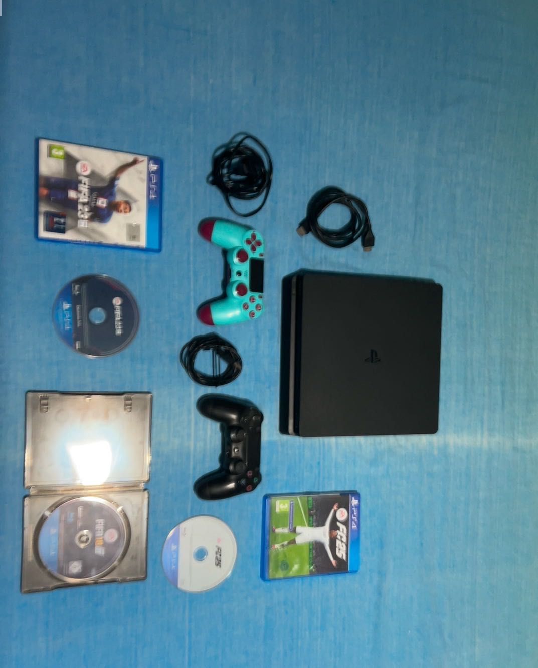 PlayStation 4 slim