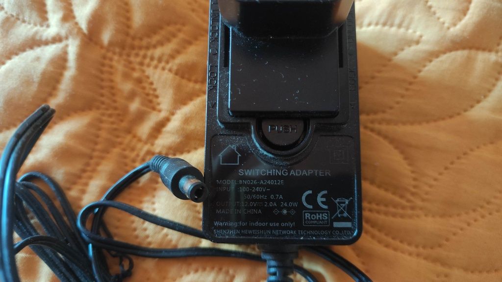 Адаптери 12V / 0,5А / 6 W, 12V / 2A /24W