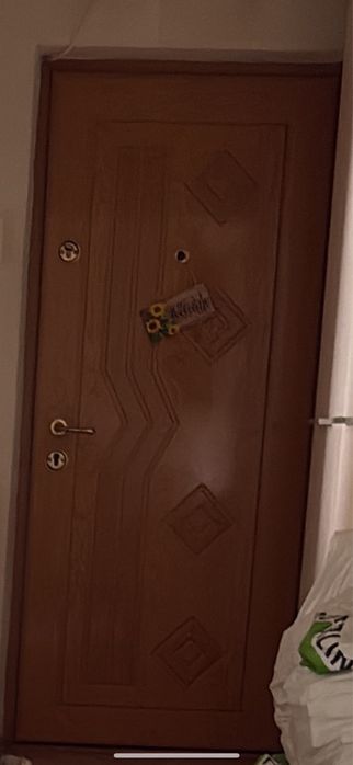 Usa metalica apartament sau casa! In stare foarte buna, fara defecte