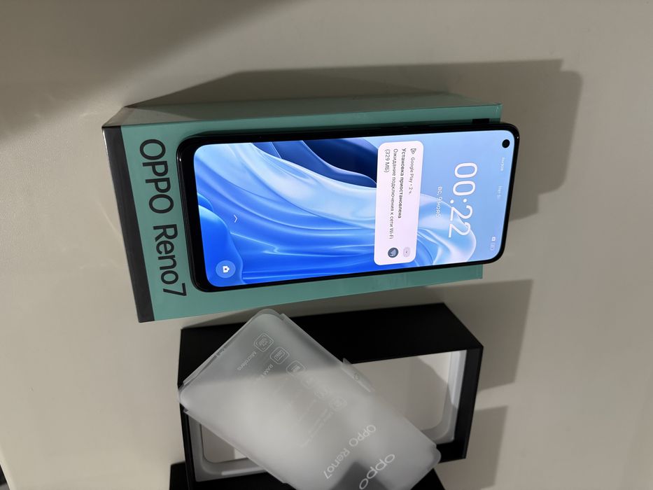 Продам телефон Oppo Reno7 в идеальном состоянии