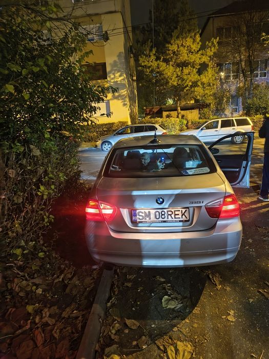 Vând BMW seria 3