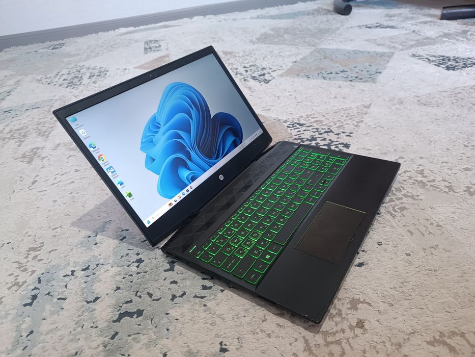 Мощный, Геймерский c GTX, SSD, Full HD ноутбук HP Gaming