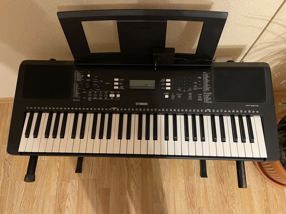 Orga electronica Yamaha PSR-373