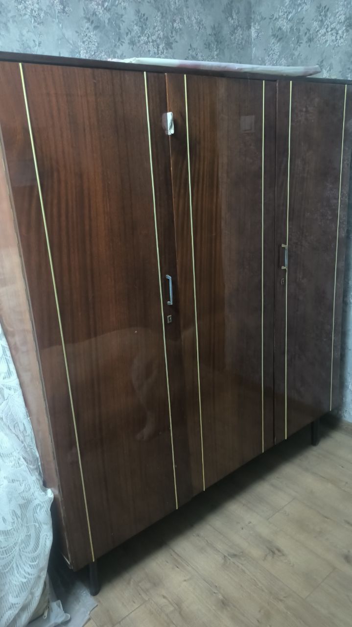 Продается Мебель б/у