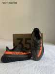 Yeezy 350 Carbon Beluga 40