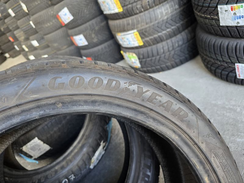 225/45/18 GOODYEAR 4бр