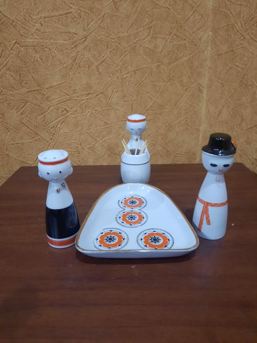 Винтажный Набор для специй " Латыши" , Рижский ФЗ, солонка, перечница,