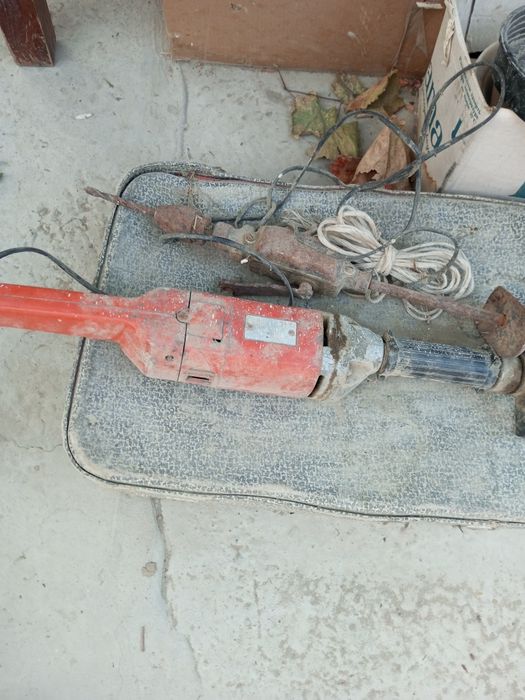 Шлифовальная машинка