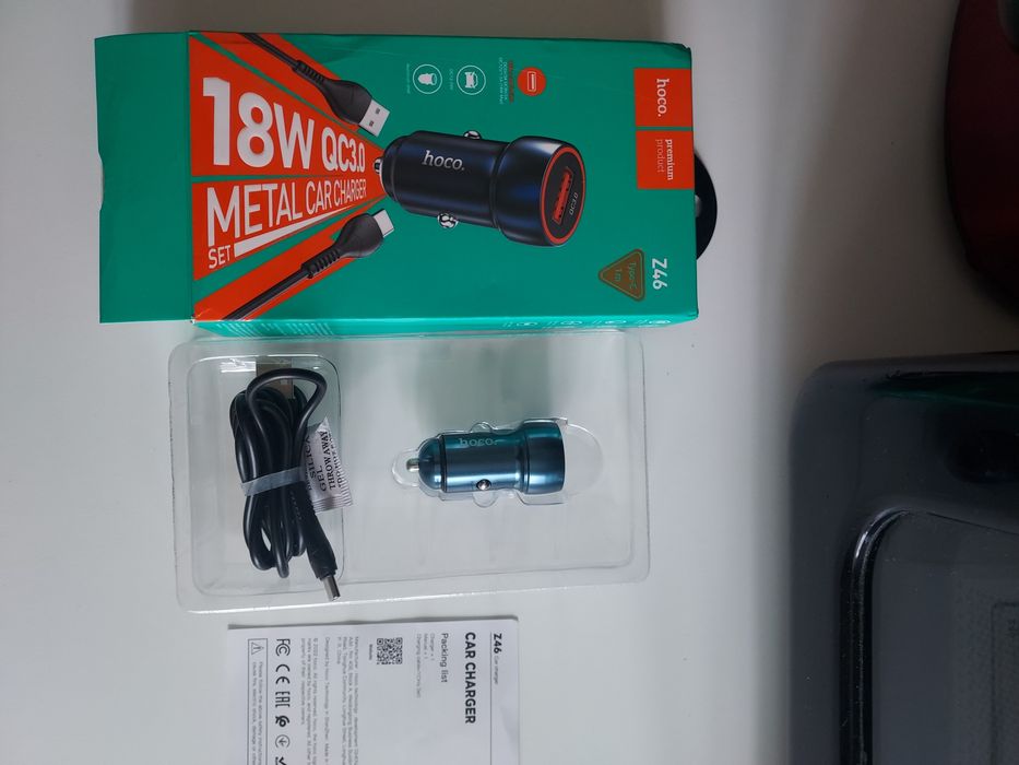 vand încărcător auto fast charge cu cablu mufa typ ,produs nou.