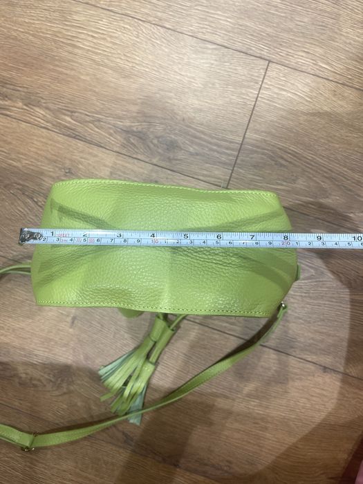 Poseta verde lime din piele naturala