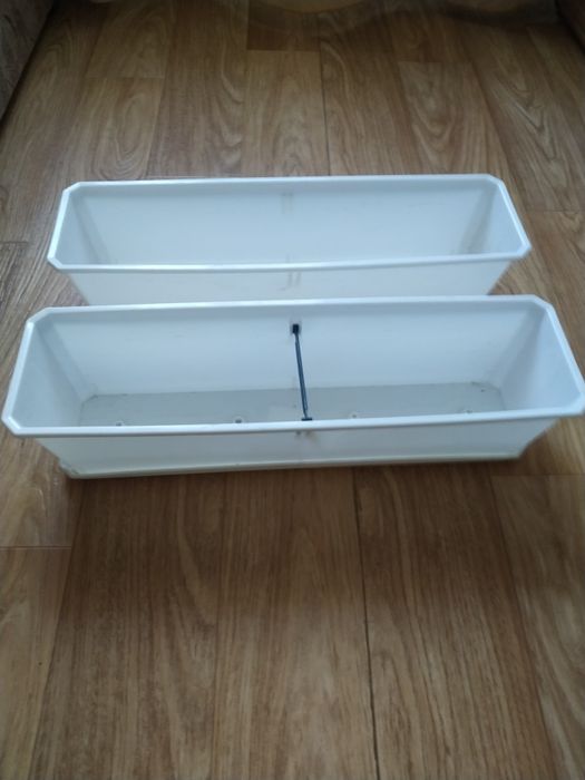 Ванночка/горшок для цветов с поддоном 2 шт.,б/у