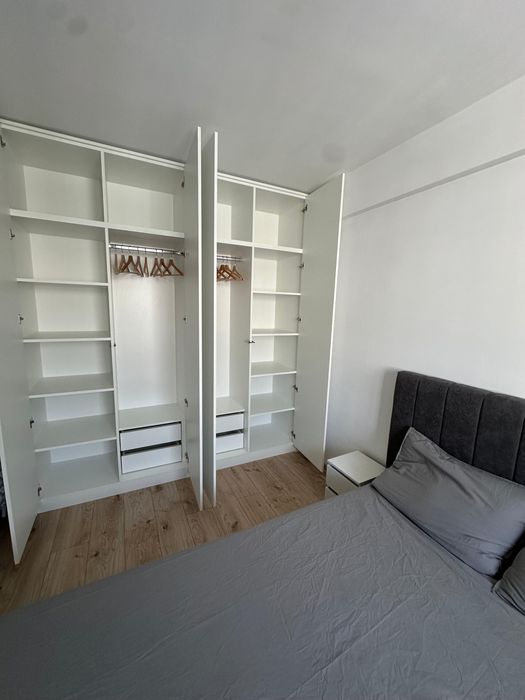 Proprietar închiriez ap 2 camere, metrou Gorjului, loc de parcare