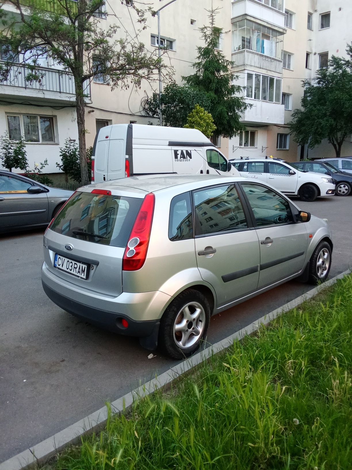Vánd Ford Fiesta facelift cu 114 000 km real