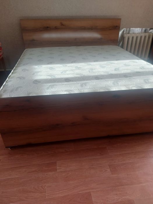 Продаётся кровать