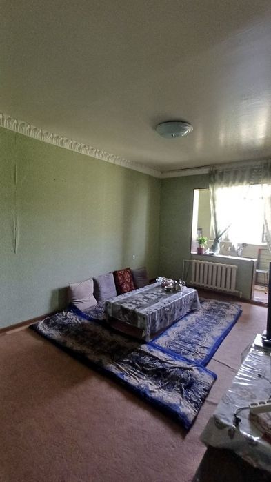 БАЛКОН 1.5×6,  2/4/4, Чиланзар 17 квартал, Продаётся Квартира