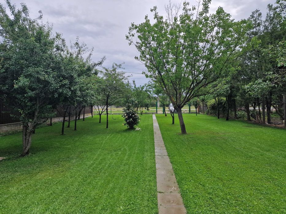 Teren intravilan la strada principala, toate utilitatile, parcelabil