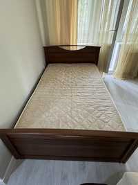 Кровать б/у деревянная