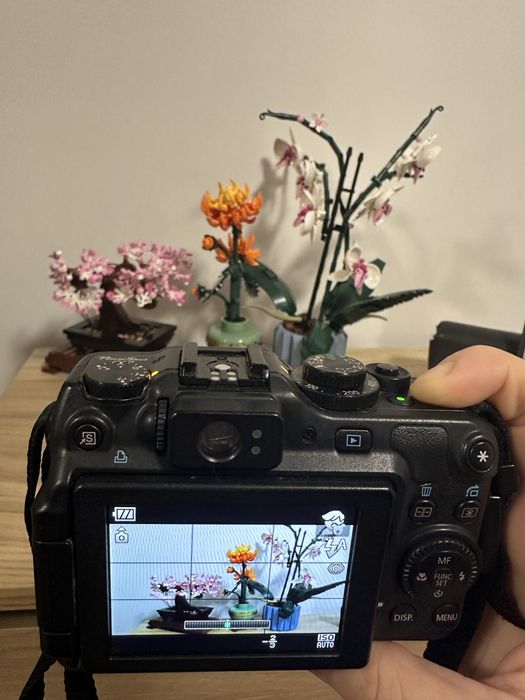 Фотоапарат Canon G12