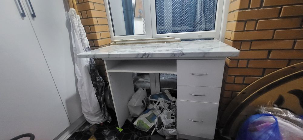 Стол...стол компьютерный