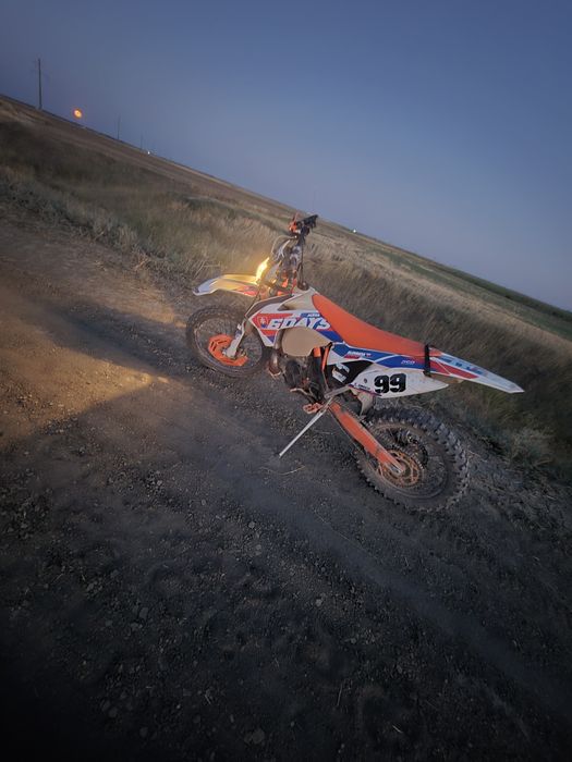 Vând KTM EXC 250