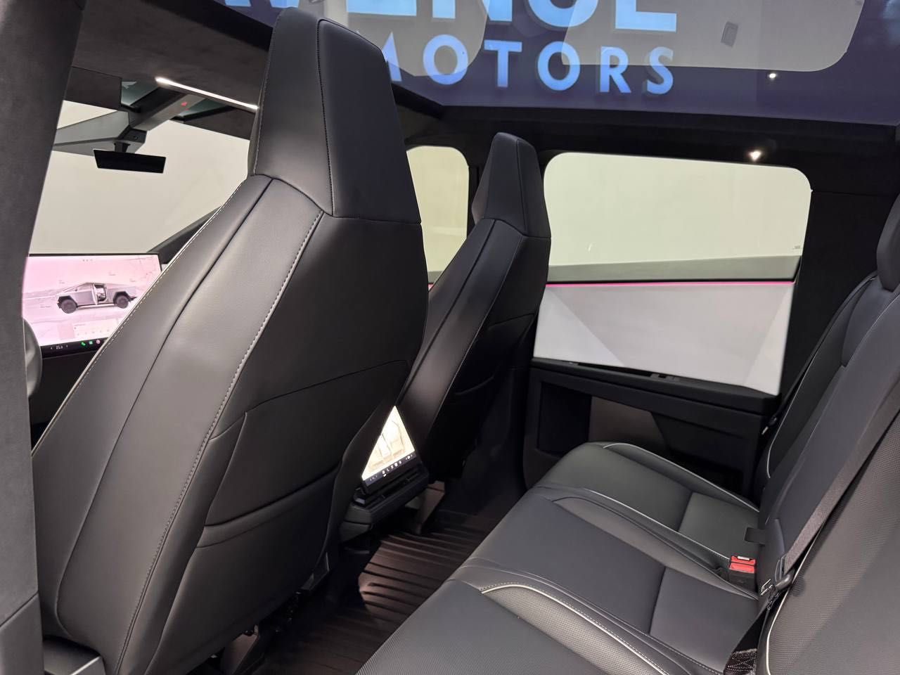 Продается Tesla Cybertruck Cyberbeast